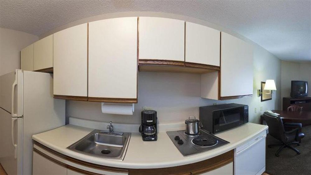 Sonesta Simply Suites Boston Брейнтри Экстерьер фото